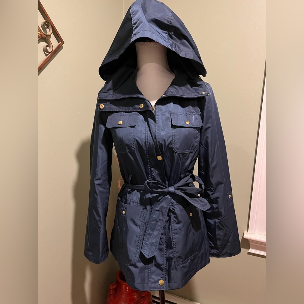 Ellen Tracy rain jacket: size xs